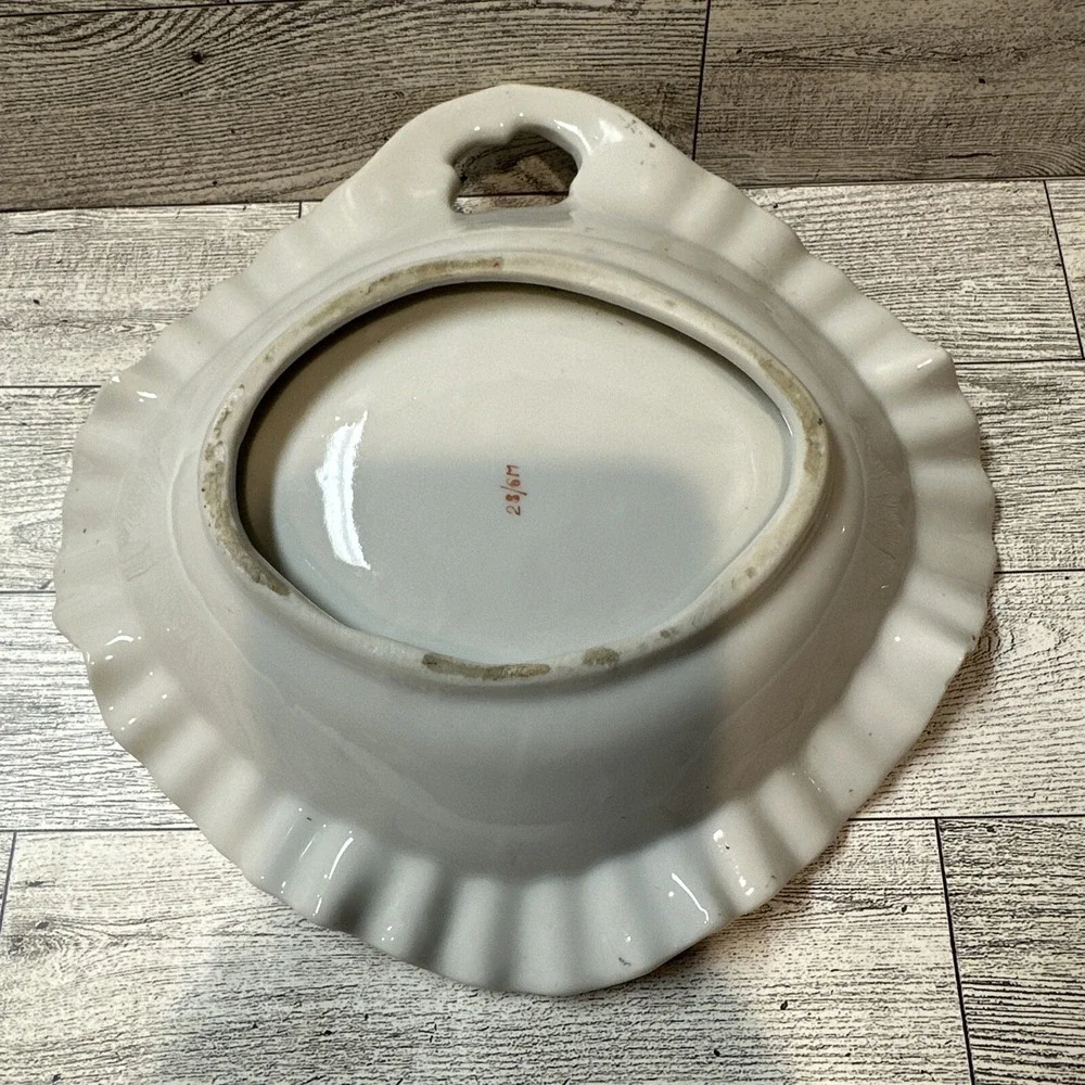 Moss Rose Dish #28/6M Scalloped Gold Rim w/ Handle 9x8.5